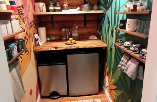 Yosemite Lakes Cabin | Sierra Blue Zone, artist oasis under the starsnPet Friendly!
