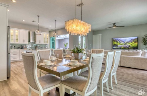 Vamo House | Siesta Key Modern Retreat with Heated Pool & Spa