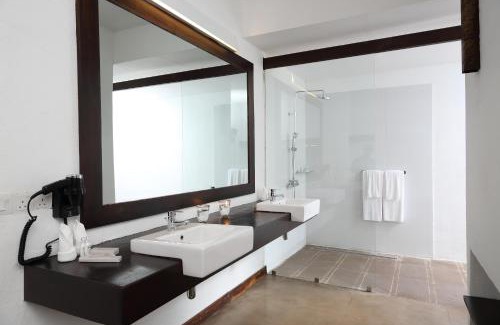 Dambulla Resort | SigiriyaJungles Resort & Spa