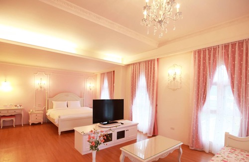 Yuanshan Bed & Breakfast | Sigma Castle