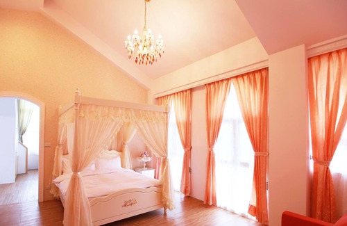 Yuanshan Bed & Breakfast | Sigma Castle