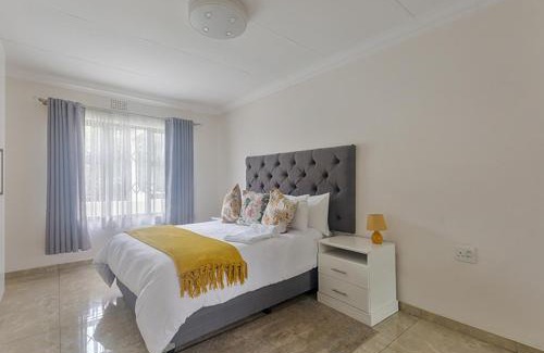 Kempton Park Apartment | Signature Lodge