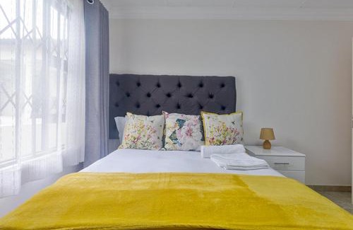 Kempton Park Apartment | Signature Lodge