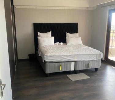 Greater Johannesburg Metropolitan Area House | Silent corner guest house