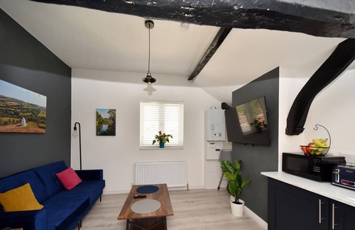 Macclesfield Apartment | Silk Suite - Chester Road Apartments by Premier Serviced Accommodation
