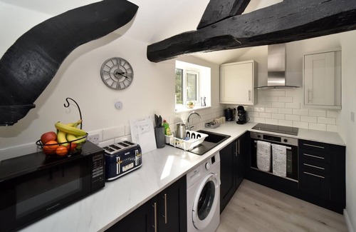 Macclesfield Apartment | Silk Suite - Chester Road Apartments by Premier Serviced Accommodation