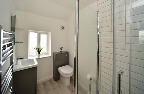 Macclesfield Apartment | Silk Suite - Chester Road Apartments by Premier Serviced Accommodation