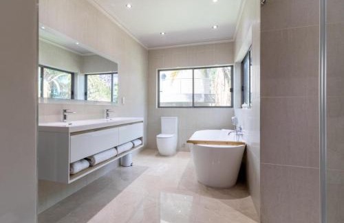 Bedfordview Hotel | Silva Villa