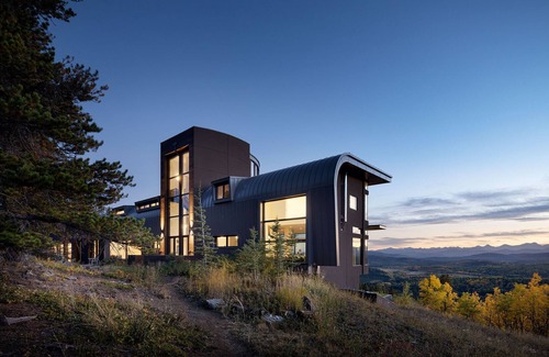 Bragg Creek House | Silver Birch Vista