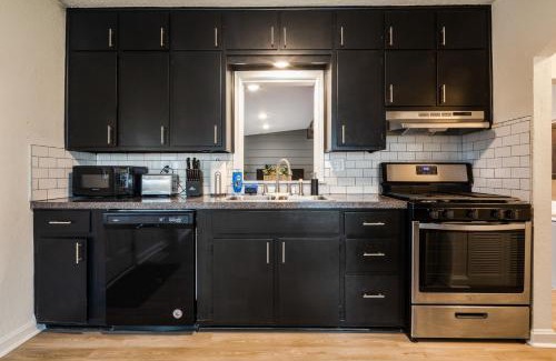 Jeffersonville - Clarksville House | Silver Creek 3BR Hideaway home