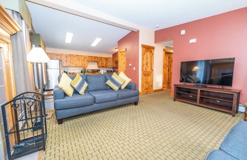 Estes Park Hotel | Silver Moon Inn