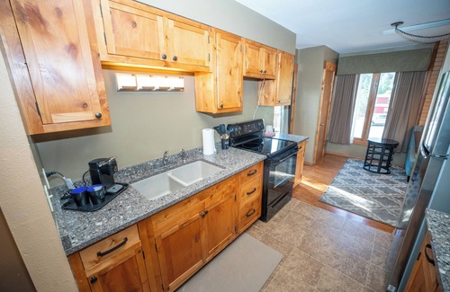 Estes Park Hotel | Silver Moon Inn