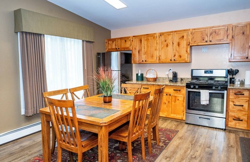 Estes Park Hotel | Silver Moon Inn