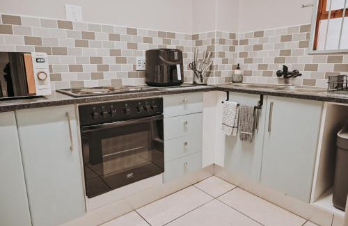 Langenhoven Park Apartment | Silver Orchid