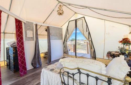 Tombstone Other | Silver Spur Homestead Luxury Glamping -The Tombstone
