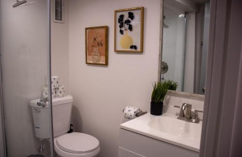 Poplar Grove Apartment | Silver Studio