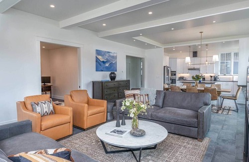 Silverton House | Silverton Summit Retreat