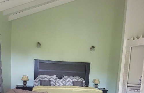 Bonne Terre Apartment | Sima Villas "A Home Away From Home"