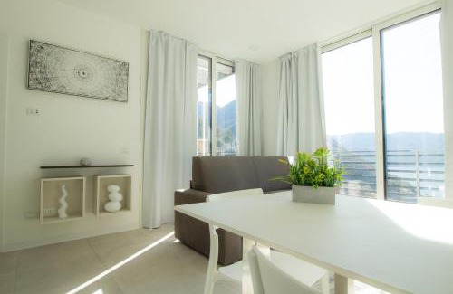 Nesso Apartment | Simon's Place Lake View
