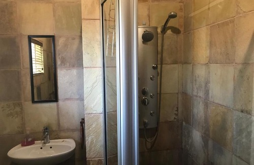 Welkom House | Simoni Guest House