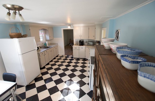 Williamstown House | Simple and Elegant 19th Century Williamstown Home