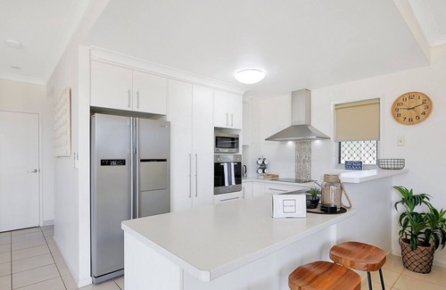 Woodgate Apartment | 'Simplicity' Beach Side Town House 1