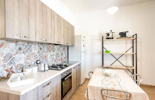 Scoglitti Villa | Simplistic Villa in Scoglitti near Sea Beach
