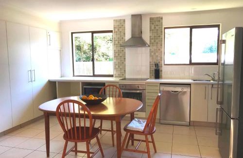 Rainbow Beach House | Sinclair - - Rainbow Beach - Wifi