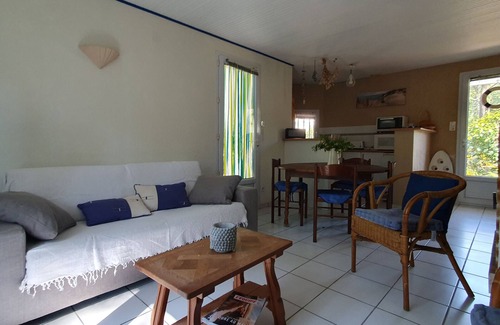 La Faute-sur-Mer House | Single-story house for 4, near beach and forest