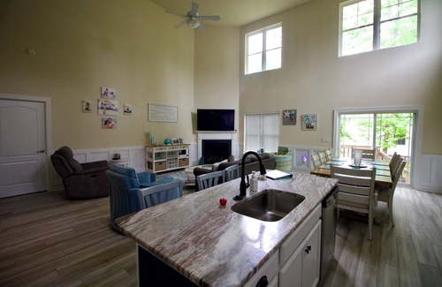 Millville House | Single home quiet neighborhood close to beach.