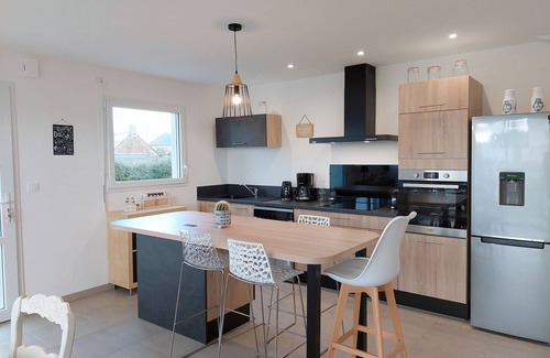 Cleder House | Single storey holiday home in Cleder