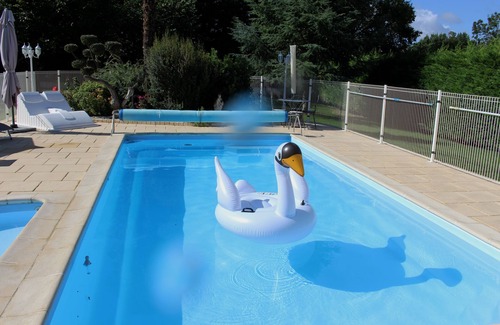 Bouhet House | SINGLE-STOREY VILLA HOUSE NOT OVERLOOKED