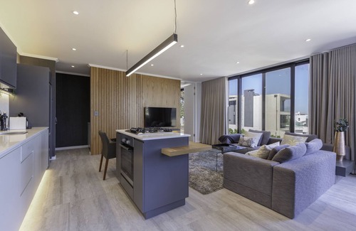 Big Bay Apartment | Sir David Baird 50A, Blouberg by HMH