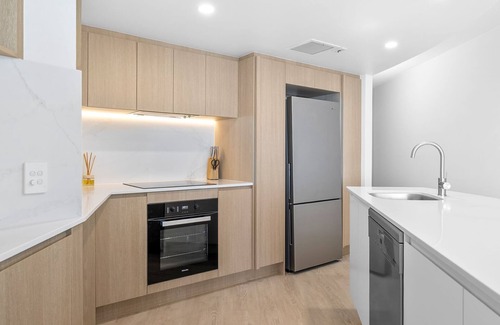 Mooloolaba Apartment | Sirocco 506 - Two Bedroom unit Sleep 6 - FREE WIFI - Located on the front of Mooloolaba Esplanade
