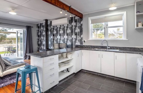 Martinborough House | Six on New York, Martinborough