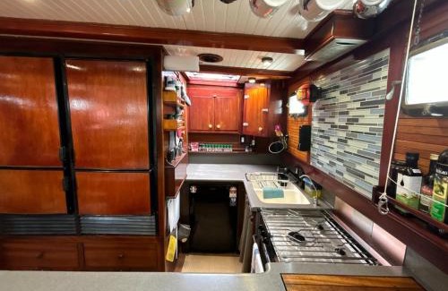 Mai Khao Boat Rental | Sjostrom