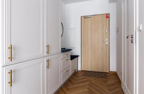 Orunia-St. Wojciech-Lipka Apartment | Skandinavia Deluxe Apartment by BookingHost