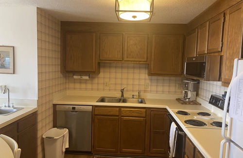 Sugar Mountain Condo | Ski at SugarTop Mountain Resort Stay in the Clouds with Grandfather Mt. View