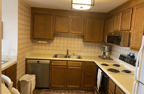 Sugar Mountain Condo | Ski at SugarTop Mountain Resort Stay in the Clouds with Grandfather Mt. View