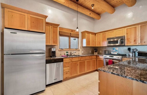 Tesuque Villa | Ski Discounts! Bishop`s Lodge Villa, Hiking, Views