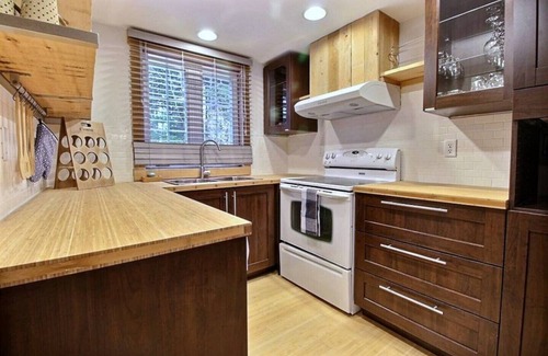 Jay Cottage | Ski, Golf, Bike, Hiking, snowmobiles and more