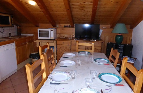 Saint-Gervais-les-Bains Apartment | Ski-in/Ski-out Apartment with Balcony, 3 Rooms, Sleeps 7, Pet Friendly