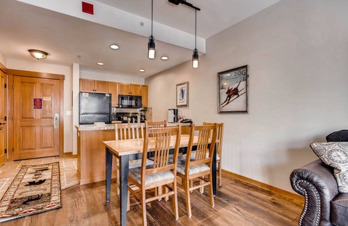 Copper Mountain Condo | Ski-in/out Center Village, 1 Bdrm Penthouse Condo w/Hot Tub