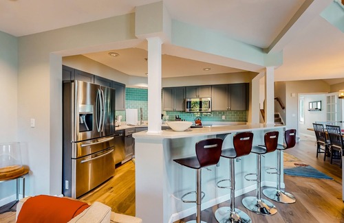 Sunday River Area Condo | Ski-in/out, dog-friendly townhome with mountain views, hot tub & pool