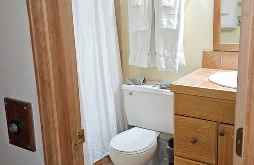 Copper Mountain Condo | Ski in/out to the America Eagle lift in the Center Village of Copper Mountain