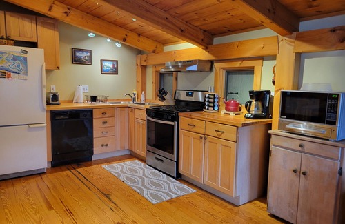 Bolton Valley House | Ski In/Ski Out Cozy Cabin Bolton Valley VT 3 BR Country home