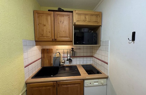 Plagne Centre Apartment | Ski-in/ski-out apartment in Plagne Centre, 7 ppl, 2 bedrooms, balcony