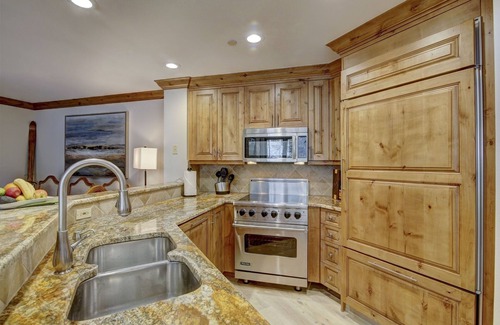 Highlands Townhomes House | SKI IN/SKI OUT BEAVER CREEK RESIDENCE