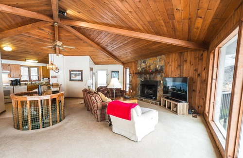 Beech Mountain House | Ski-In/Ski-Out Sanctuary | Relax at Slopeside Serenity