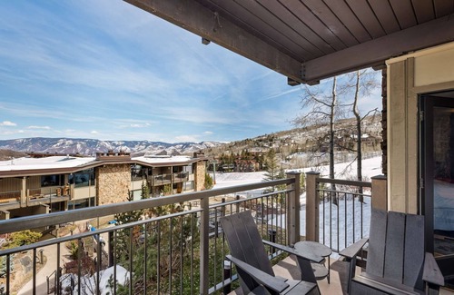 Snowmass Village Condo | Ski-In/Ski-Out Escape, Unwind by the Fire, Soak in Hot Tubs, & Enjoy a Heated Pool Steps from Slopes